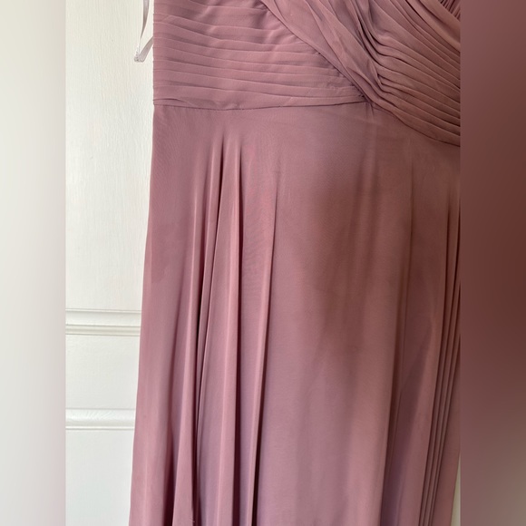 Dusty Rose Bridesmaid Dress Sweetheart neckline with off shoulder sleeves. - Picture 2 of 5